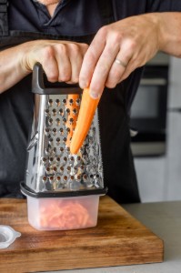 Многофункционално ренде, с контейнер, неръждаема стомана, “MasterClass” - от Kitchen Craft