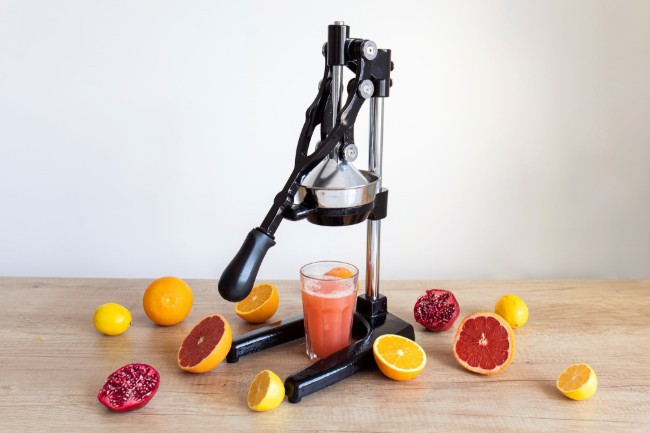 Ръчна сокоизстискучна за цитрусови плодове и нар, Черна - Zokura