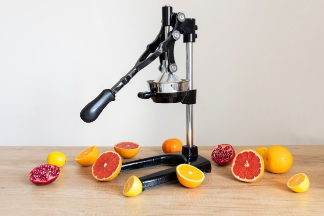 Ръчна сокоизстискучна за цитрусови плодове и нар, Черна - Zokura