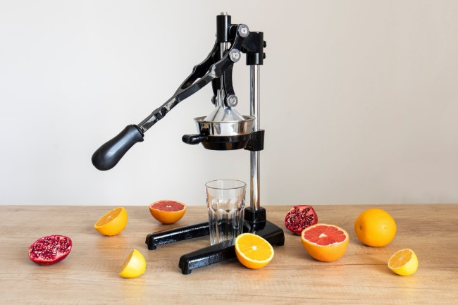 Ръчна сокоизстискучна за цитрусови плодове и нар, Черна - Zokura
