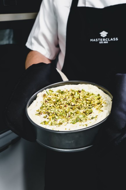 Форма за печене на торта, за фурна, 23 см, стомана, "MasterClass" - от Kitchen Craft