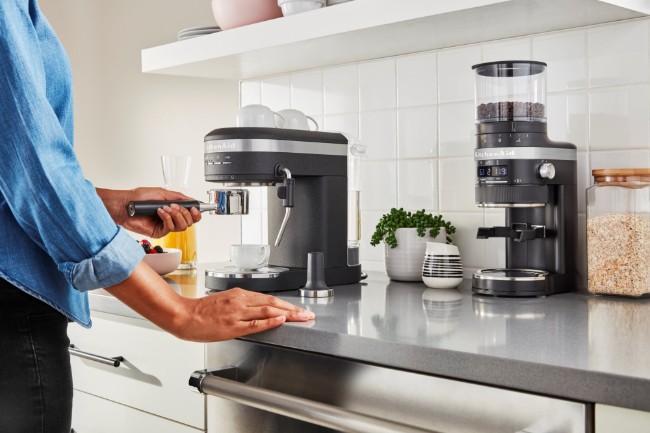 Електрическа кафемелачка "Artisan", цвят "Charcoal Grey" - марка KitchenAid