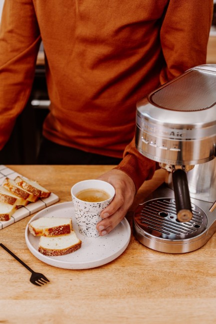 Електрическа еспресо машина "Artisan", 1470W, цвят "Stainless Steel" - марка KitchenAid