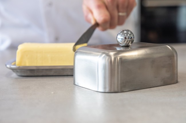 Поставка за масло, неръждаема стомана, 250гр, “MasterClass” - Kitchen Craft