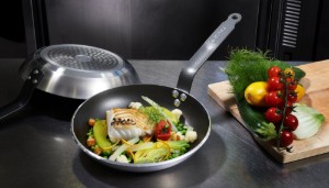 Тиган с незалепващо покритие "CHOC INDUCTION", 32 см - марка "de Buyer"