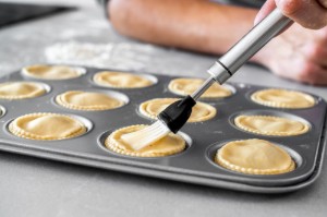 Четка за смазване, неръждаема стомана, 19,5 cm - от Kitchen Craft