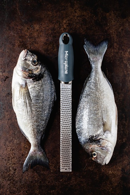 Ренде от хирургическа неръждаема стомана, 32,5 см, "Dark Grey" - Microplane