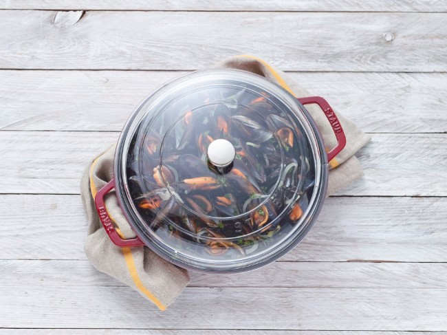 Тенджера за сос, гама "Braiser", чугун, 28cm/3,7L, Cherry - Staub