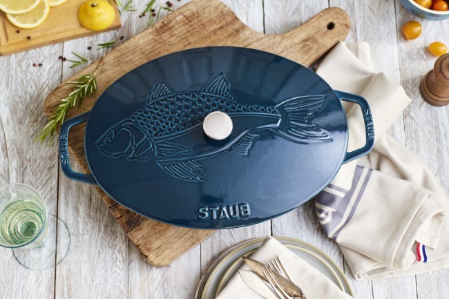 Овален съд за готвене, чугун, 33 см/2,8 л, "La Mer" - Staub
