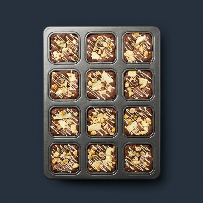 Тава за печене, 12 форми, 34 х 26 см, изработена от стомана, "MasterClass" - от Kitchen Craft