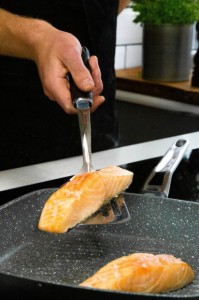 Шпатула, неръждаема стомана, 35,5 см - от Kitchen Craft