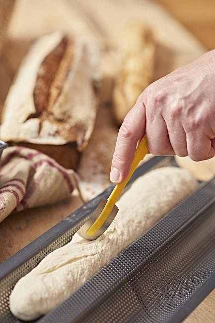 Тава за печене на багети, 37 x 16,2 см - марка de Buyer