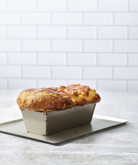 Перфорирана форма за сладкиши, неръждаема стомана, 26 x 10,3 см - de Buyer