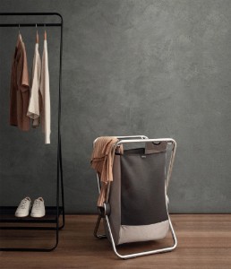 Кош за пране, стоманена рамка, 50.8 х 42 х 75.4 см - simplehuman