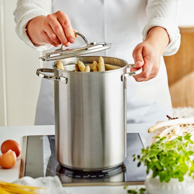 Готварски съд за варени зеленчуци/макаронени изделия, 16 см/4,5 л, от гамата Specialties, неръждаема стомана - Demeyere 