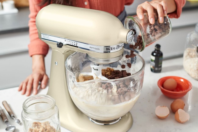 Планетарен миксер Artisan 4.8 л, Модел 125, Almond Cream - KitchenAid