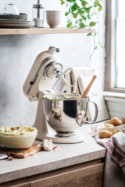 Миксер с купа 4.8л, модел 125, Fresh Linen - KitchenAid