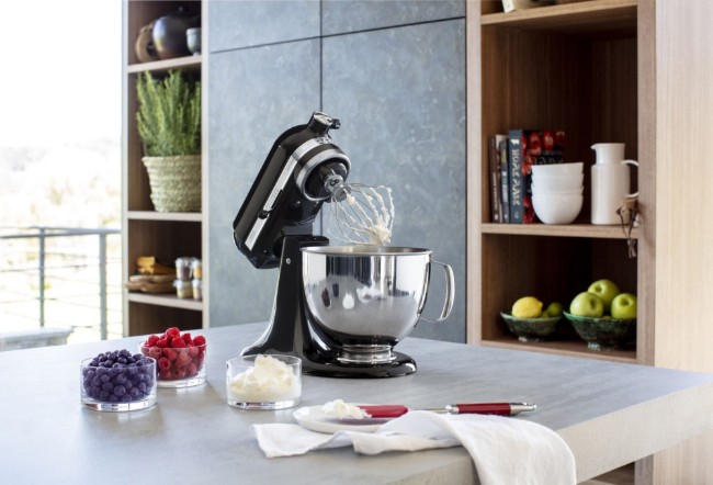Планетарен миксер Artisan 4.8 л, Модел 125, Onyx Black - KitchenAid