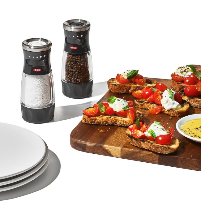 Мелничка за черен пипер, 19,5 см, акрил, "SoftWorks" - OXO