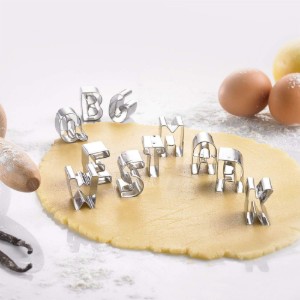 Комплект формички за бисквити, букви A-Z, неръждаема стомана, 2,5 см - Westmark