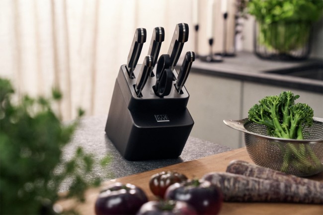 Комплект ножове от 7 части, с вграден модул за заточване, "ZWILLING Pro", ясен - Zwilling