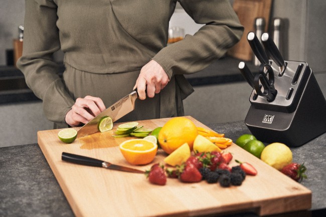 Комплект ножове от 7 части, с вграден модул за заточване, "All Star", ясен - Zwilling