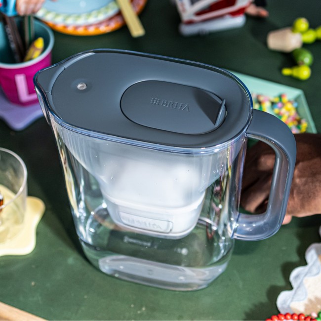 Филтърна кана BRITA Style Essential 2.4 л Maxtra Pro Water (Stone Blue)
