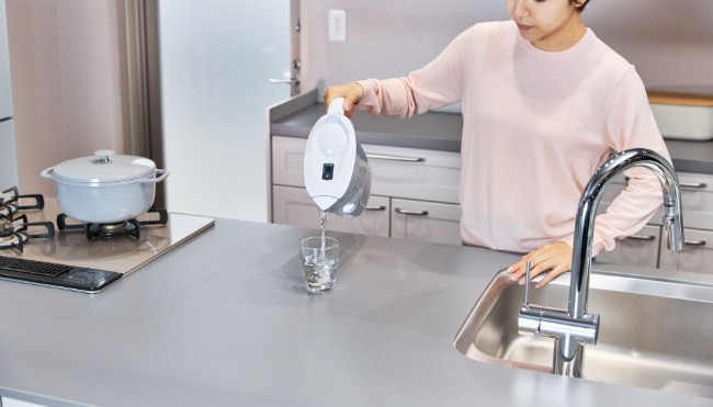 BRITA Marella 2.4L стартов пакет + 3 филтъра Maxtra PRO (бял)