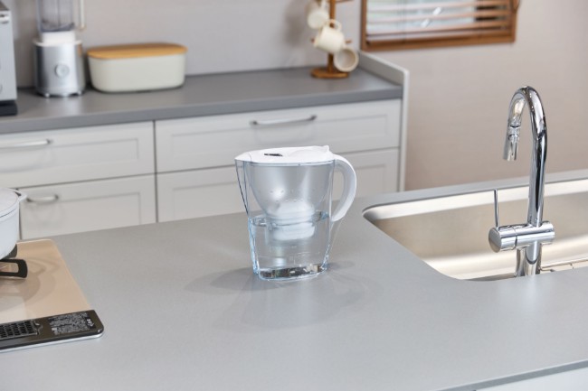 BRITA Marella XL 3.5 L стартов пакет + 3 филтъра Maxtra PRO (бял)