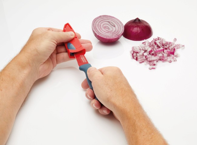 9,5 см нож за белене на плодове и зеленчуци, червен - от Colourworks