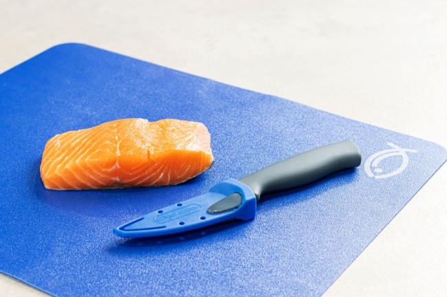 Нож за белене на зеленчуци, 9,5 см, Син - от Colourworks