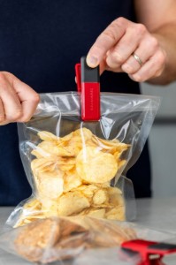 Комплект от 4 щипки за чанта, пластмаса, Empire Red - KitchenAid