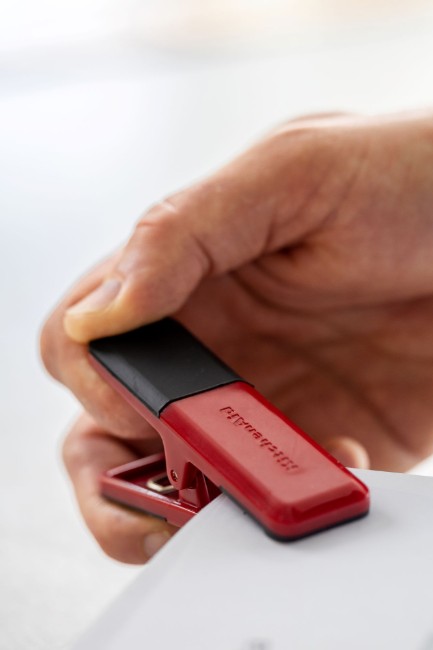 Комплект от 4 щипки за чанта, пластмаса, Empire Red - KitchenAid