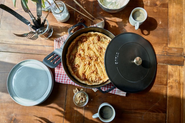 "Chistera" ястие 28 см, черен - Staub