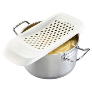 Ренде за юфка със стъргалка, неръждаема стомана, "Spatzl" - Westmark