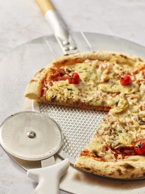 Перфорирана тава за пица, алуминий, 33 см - de Buyer