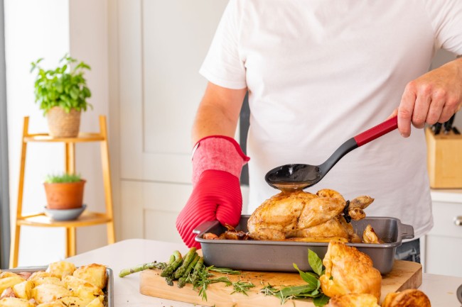 Лъжица за готвене, пластмасова, 34 см, "Classic", Empire Red - KitchenAid