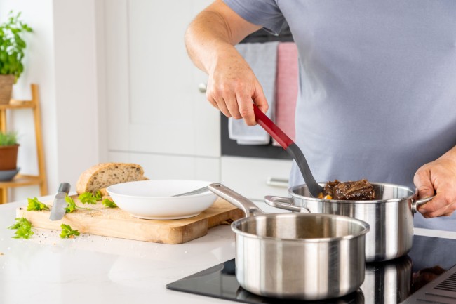 Лъжица за готвене, пластмасова, 34 см, "Classic", Empire Red - KitchenAid