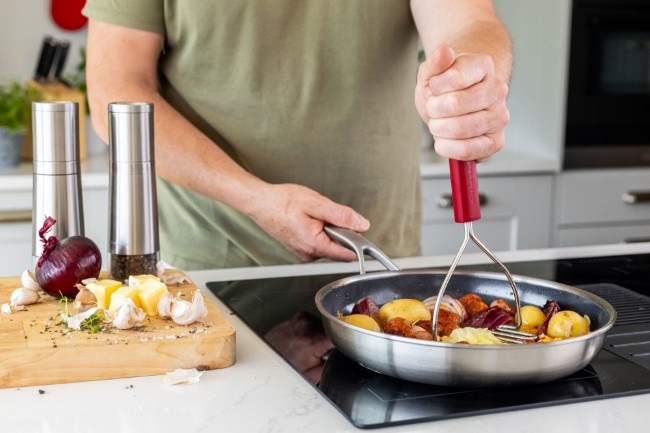 Дробилка за картофи, неръждаема стомана, 25.5 см, "Classic", Empire Red - KitchenAid