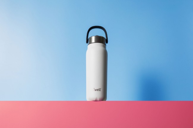 Изолирана бутилка за вода с вградена сламка, неръждаема стомана, 700 ml, "Explorer Flip Straw", Moonstone - S'well