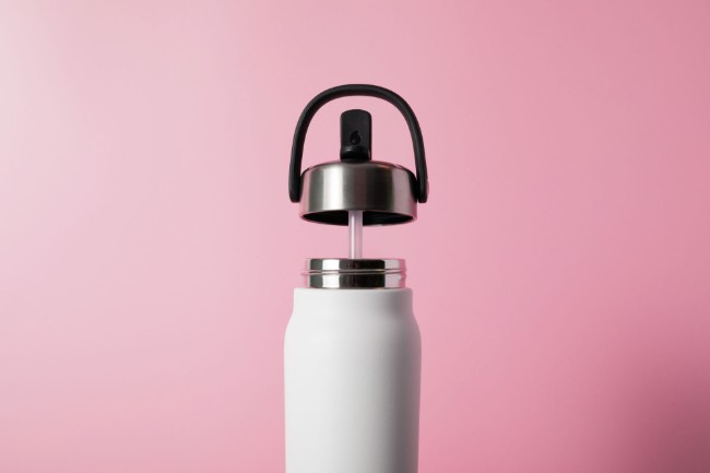 Изолирана бутилка за вода с вградена сламка, неръждаема стомана, 700 ml, "Explorer Flip Straw", Moonstone - S'well