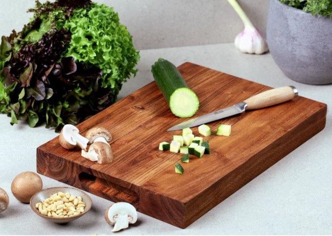 Дъска за рязане, акациево дърво, 38,5 x 25 см, дебелина 4 см - Kesper