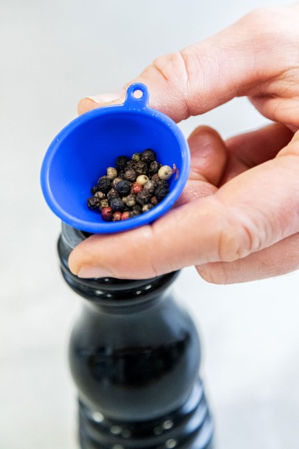 Мини силиконова фуния, 4.5 см - Colourworks