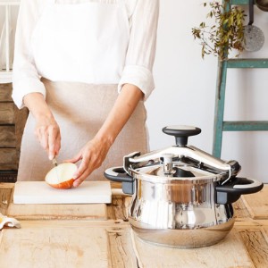 Тенджера под налягане, неръждаема стомана, 22 см/4 л, "New Star" - BRA