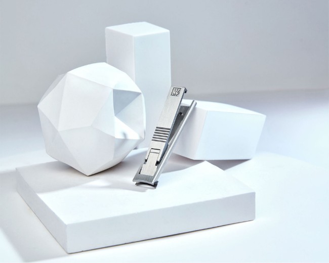 Компактна нокторезачка, неръждаема стомана, 59 мм, черен защитен кожен калъф - Zwilling PREMIUM