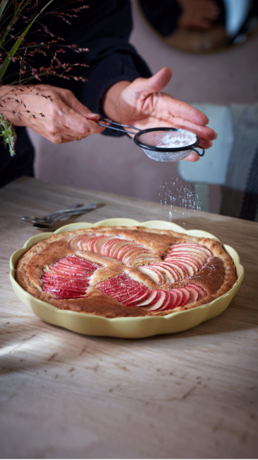 Поднос за тарт, керамичен, 31 см, Vanilla, "Madeleine" - Emile Henry