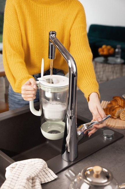 Филтърна кана, издание за 60-годишнината, изработена от стъкло, 2.5 л, Maxtra PRO (lightgreen) - BRITA