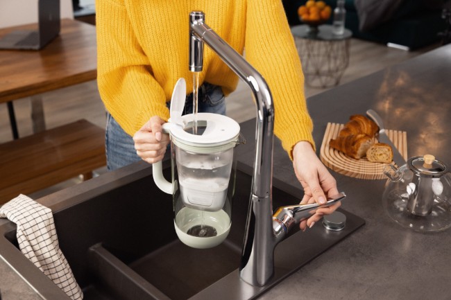 Филтърна кана, издание за 60-годишнината, изработена от стъкло, 2.5 л, Maxtra PRO (lightgreen) - BRITA