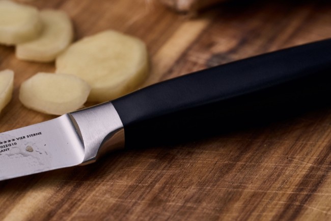 Нож за зеленчуци и плодове, 8 см, <<TWIN Four Star>> - Zwilling