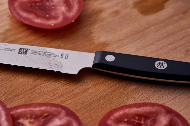 Универсален нож, назъбено острие, 13 см, "ZWILLING Gourmet" - Zwilling